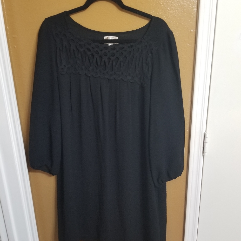 Pretty black 3/4 sleeve dress size XL